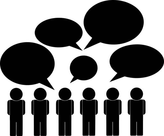 Menschengruppe mit Sprechblasen 