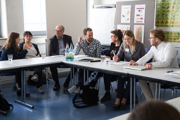 Blick auf Teilnehmende des Workshops Monitoring