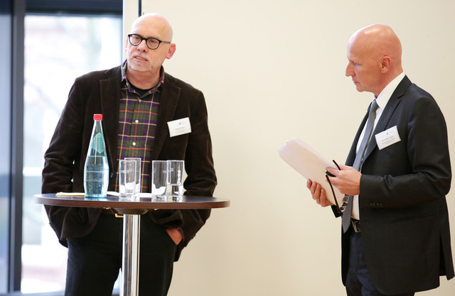links: Heiner Brülle, Amt für Soziale Arbeit der Stadt Wiesbaden