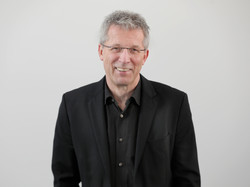 Porträtfoto des neuen Leiters der Transferagentur Hessen