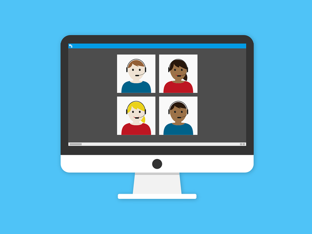 Graphische Darstellung eines Bildschirmes, auf dem vier Kinder, mit Headsets ausgestattet, in einem Online-Meeting zu sehen sind.