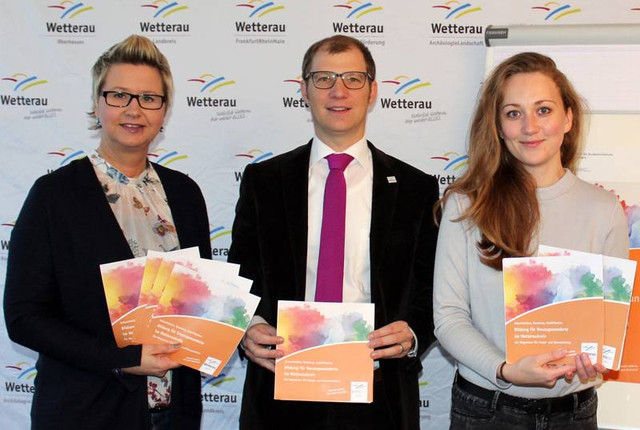 Präsentation der Handreichung zu Bildungs- und Beratungsgeboten für Haupt- und Ehrenamtliche